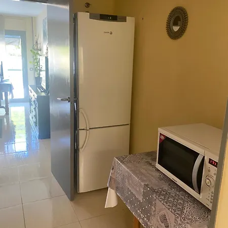 Climatise + Garage Apartment